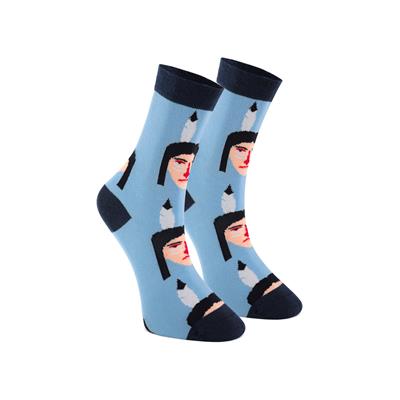 4 PAIRS OF MIX WOMEN'S SOCKS 